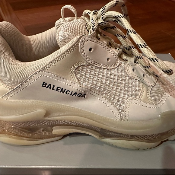 Men’s Balenciaga Triple S Sneakers Size 11 Off White EUC - Picture 13 of 13